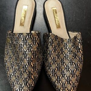 Elegant Gold and Black Women's Mules